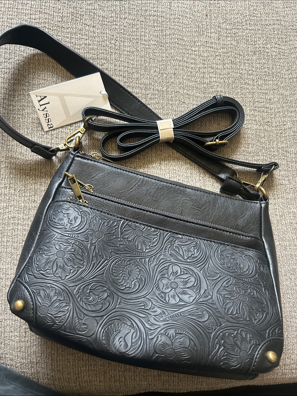 NWT Alyssa Bag